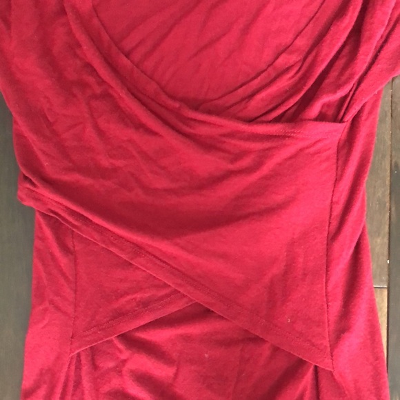 Le Clef red wrap top - Picture 3 of 5